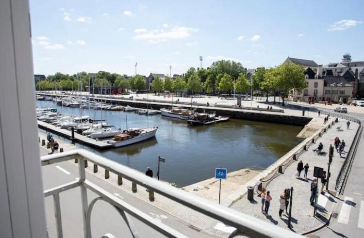 Vue Imprenable Sur Le Port, Charmant Et Clair! 瓦讷 外观 照片