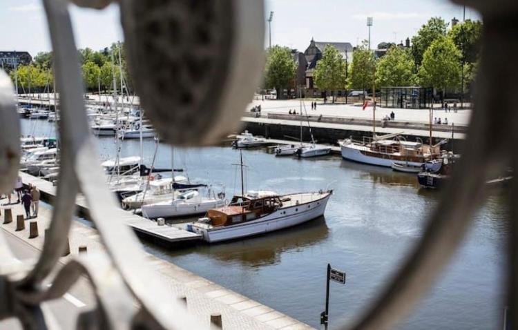 Vue Imprenable Sur Le Port, Charmant Et Clair! 瓦讷 外观 照片