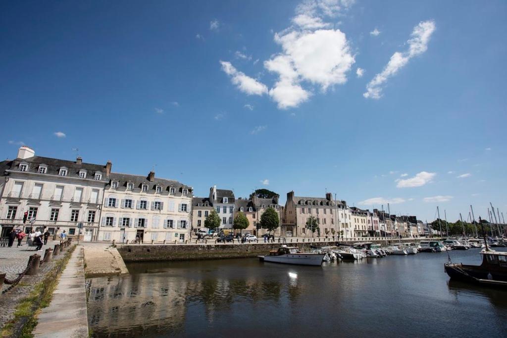 Vue Imprenable Sur Le Port, Charmant Et Clair! 瓦讷 外观 照片